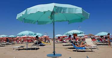Beach Hotel Clerice