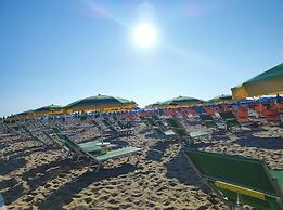 Beach Hotel Clerice