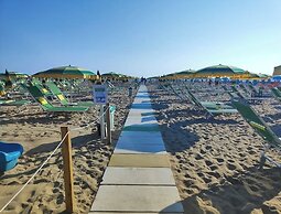 Beach Hotel Clerice