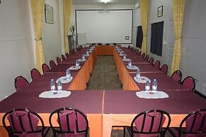 Fana Hotel