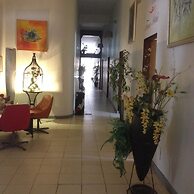 Fana Hotel
