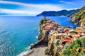 La Vista di Marina by The First