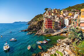La Vista di Marina by The First
