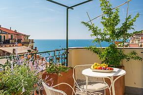 La Vista di Marina by The First