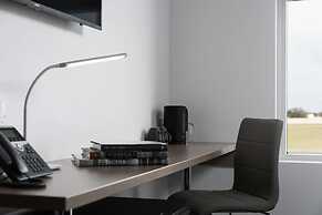 Rydges Pit Lane Hotel