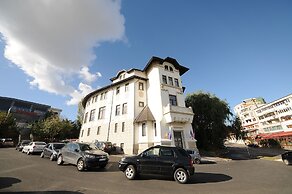 Citadel Aparthotel