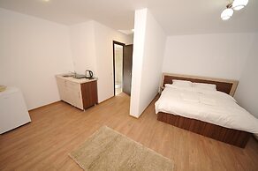 Citadel Aparthotel