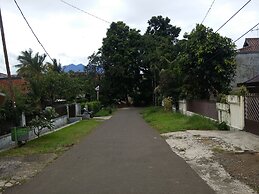 Gio Guesthouse Bogor