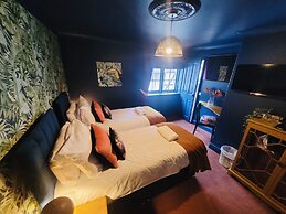 The Swan Inn