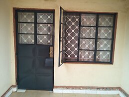 Royal Delight Hotel & Apartments