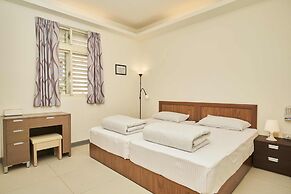 Migratory Birds Hotel