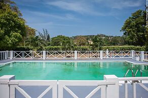 Breezy Shores at Cardiff Hall