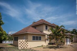 Breezy Shores at Cardiff Hall