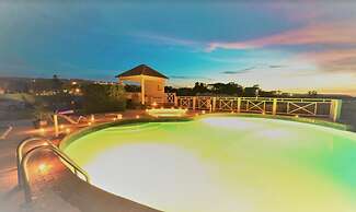 Paradise  Beach Front Apartment