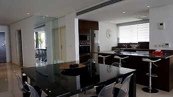 Residence Water Front