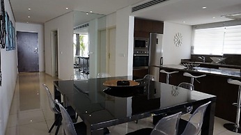 Residence Water Front