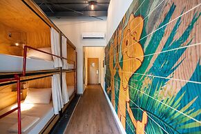 Mayan Monkey Cancun | Social Hotel