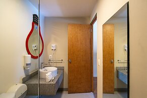 Mayan Monkey Cancun | Social Hotel