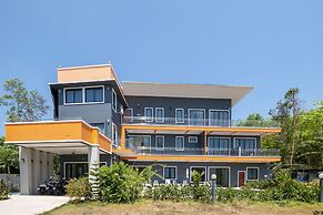 OYO 665 Sj House Hotel