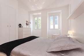 Lisbon Deluxe Flat in Principe Real