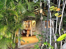 Isleta El Espino Ecolodge
