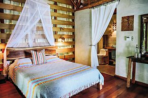 Isleta El Espino Ecolodge