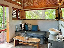 Isleta El Espino Ecolodge
