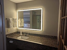 AmericInn by Wyndham St. Peter