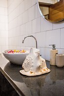 Abdi Hotel & Bungalow