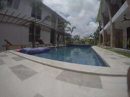 Abdi Hotel & Bungalow