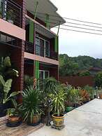 Baan Suan Punpaka Resort