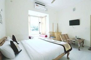 The Country Side Resort