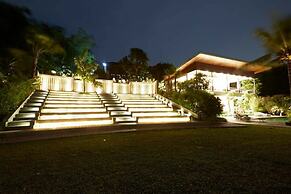 Amanuba Hotel & Resort Rancamaya