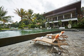 Amanuba Hotel & Resort Rancamaya