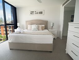 Boardwalk Burleigh Beach