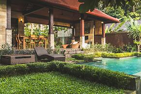 Luxury A Priori Ubud