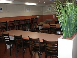 Takasaki Ekimae Plaza Hotel