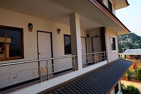 Kamlaithong Apartment