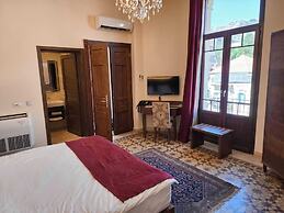 La PLace Hotel