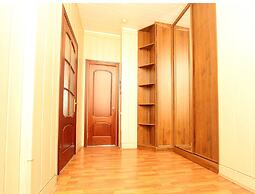 ApartLux na Ploshadi Pobedy