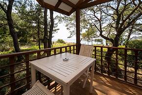 Sea Valley Lodge