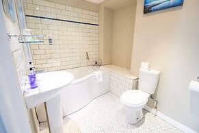 The Nines, Bangor Marina