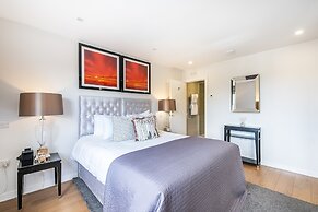 Lak Serviced Apartments