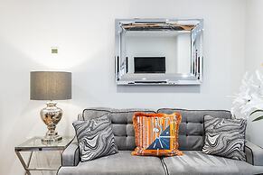 Lak Serviced Apartments