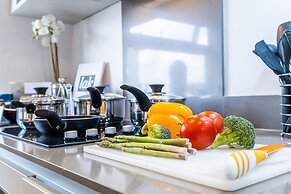 Lak Serviced Apartments