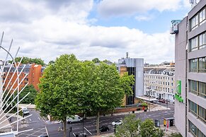 Lak Serviced Apartments