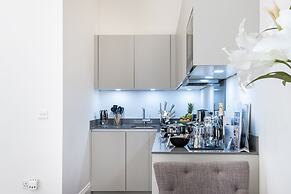 Lak Serviced Apartments