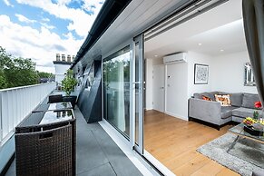 Lak Serviced Apartments