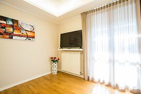 Bright Apartments Desenzano - Cascinale Pool 1