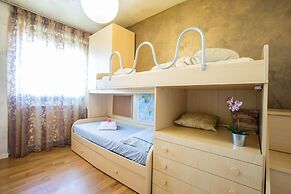 Bright Apartments Desenzano - Cascinale Pool 1